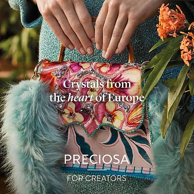 Preciosa® MAXIMA Crystal Fancy Stones Y-PRC-FB4-50520-1