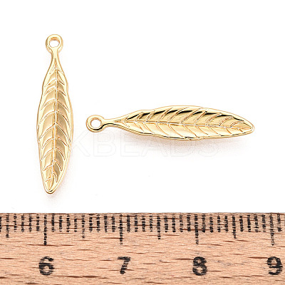 Textured Leaf Brass Pendants KK-T074-114G-1