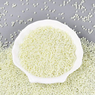 Glass Seed Beads SEED-A011-2mm-152-1