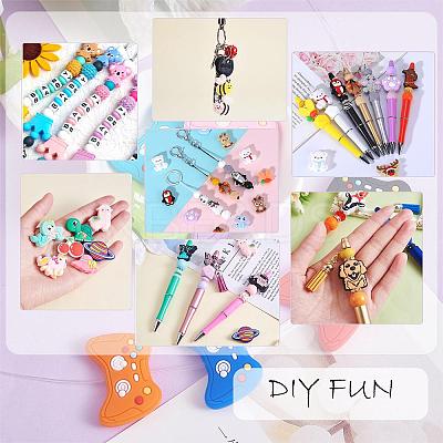 18Pcs 9 Style Christmas Themed Food Grade Eco-Friendly Silicone Focal Beads SIL-SZ0001-16-1