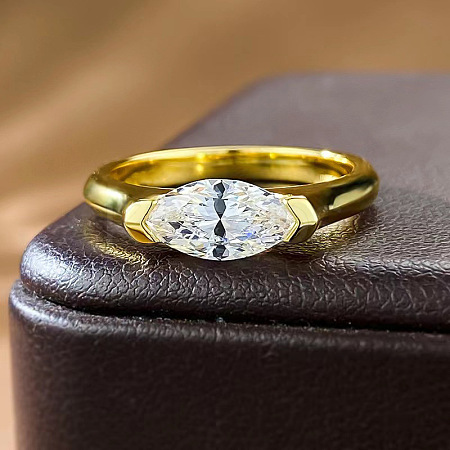 Alloy with Clear Cubic Zirconia Finger Rings FS-WGD7F1A-02-1