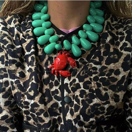 Red Crab Pendant Resin Teardrop Beaded Necklaces for Women FS-WG1665D-02-1