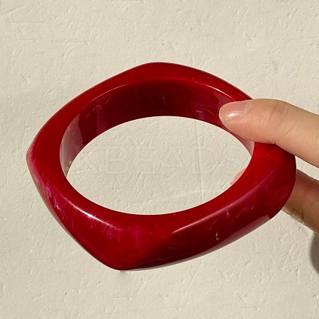 Exaggerated Geometric Shape Resin Bangles for Women FS-WG48DEE-06-1