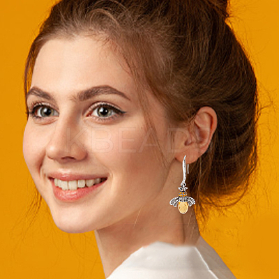 2 Pairs 2 Style Chocolate Glass Bees Dangle Earrings EJEW-AN0002-88-1