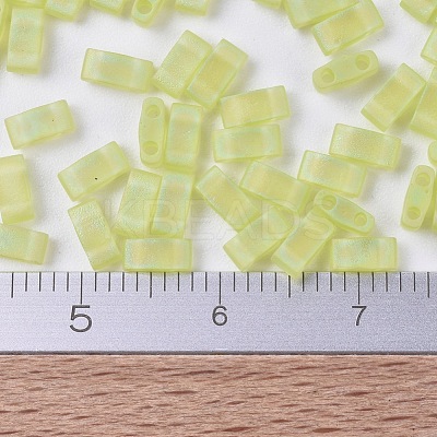 MIYUKI Half TILA Beads SEED-X0054-HTL0143FR-1