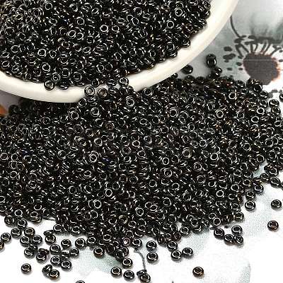 TOHO 8/0 Demi Round Beads SEED-DR08-0083-1