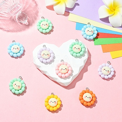10Pcs Sunflower Opaque Resin Pendants RESI-YW0005-09-1