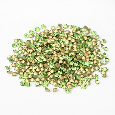 Back Plated Grade A Diamond Glass Pointed Rhinestone RGLA-SS28-009-1