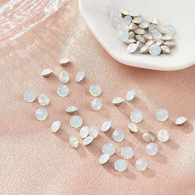 Preciosa® MAXIMA Crystal Round Stones Y-PRC-RBSS39-01000-1