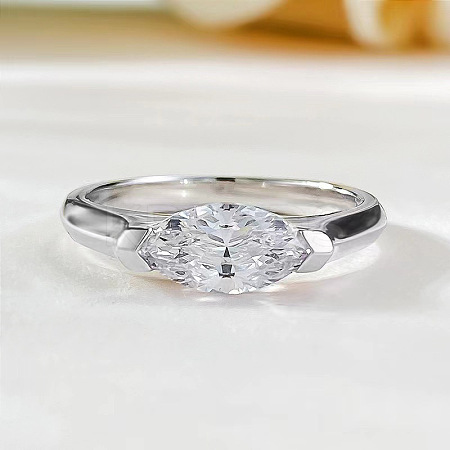 Alloy with Clear Cubic Zirconia Finger Rings FS-WGD7F1A-06-1