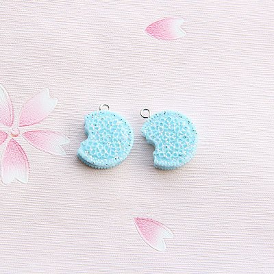 Opaque Resin Glitter Imitation Food Pendants FS-WG69156-02-1