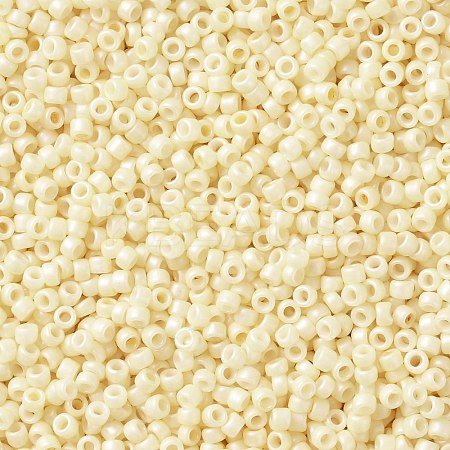TOHO Round Seed Beads SEED-XTR15-0762-1