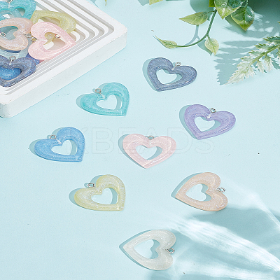 18Pcs 9 Colors Sparkling Transparent Resin Heart Pendants KY-LP0001-37-1