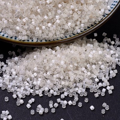 MIYUKI Delica Beads SEED-JP0008-DB0673-1