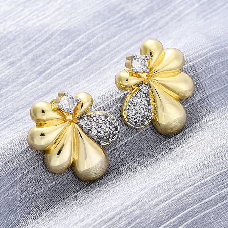 Flower Brass Micro Pave Clear Cubic Zirconia Stud Earrings EJEW-H158-12GP-1