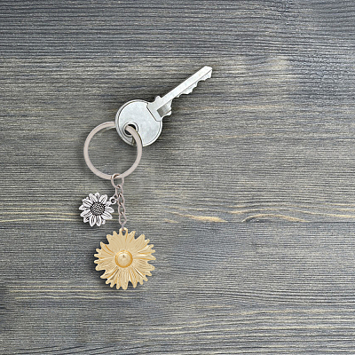 16Pcs 2 Colors Sunflower Alloy Pendant Keychain KEYC-FH0001-34-1