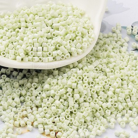 Baking Paint Glass Seed Beads SEED-S042-05B-63-1