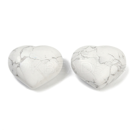 Heart Natural Howlite Palm Stones G-C186-02H-1