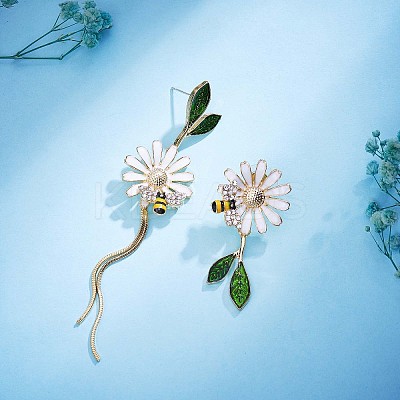 Daisy & Bee Enamel Asymmetric Earrings JE963A-1