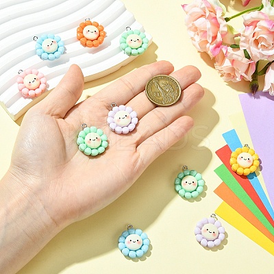 10Pcs Sunflower Opaque Resin Pendants RESI-YW0005-09-1