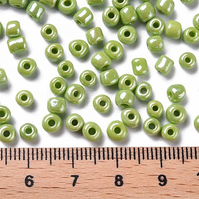 6/0 Glass Seed Beads SEED-US0003-4mm-124-1