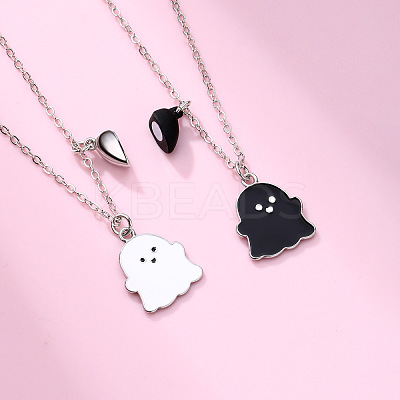 2Pcs Ghost Alloy Black & White Enamel Split Pendant Best Friend Necklaces with Heart Magnetic Clasps FS-WG095C9-01-1