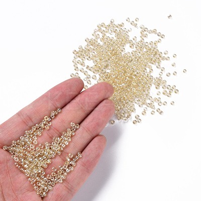 8/0 Glass Seed Beads SEED-A006-3mm-102-1